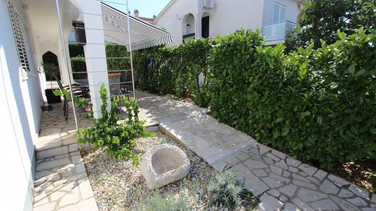 Apartments Adrijana Malinska Esterno foto