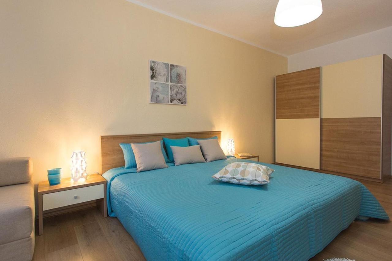 Apartments Adrijana Malinska Esterno foto