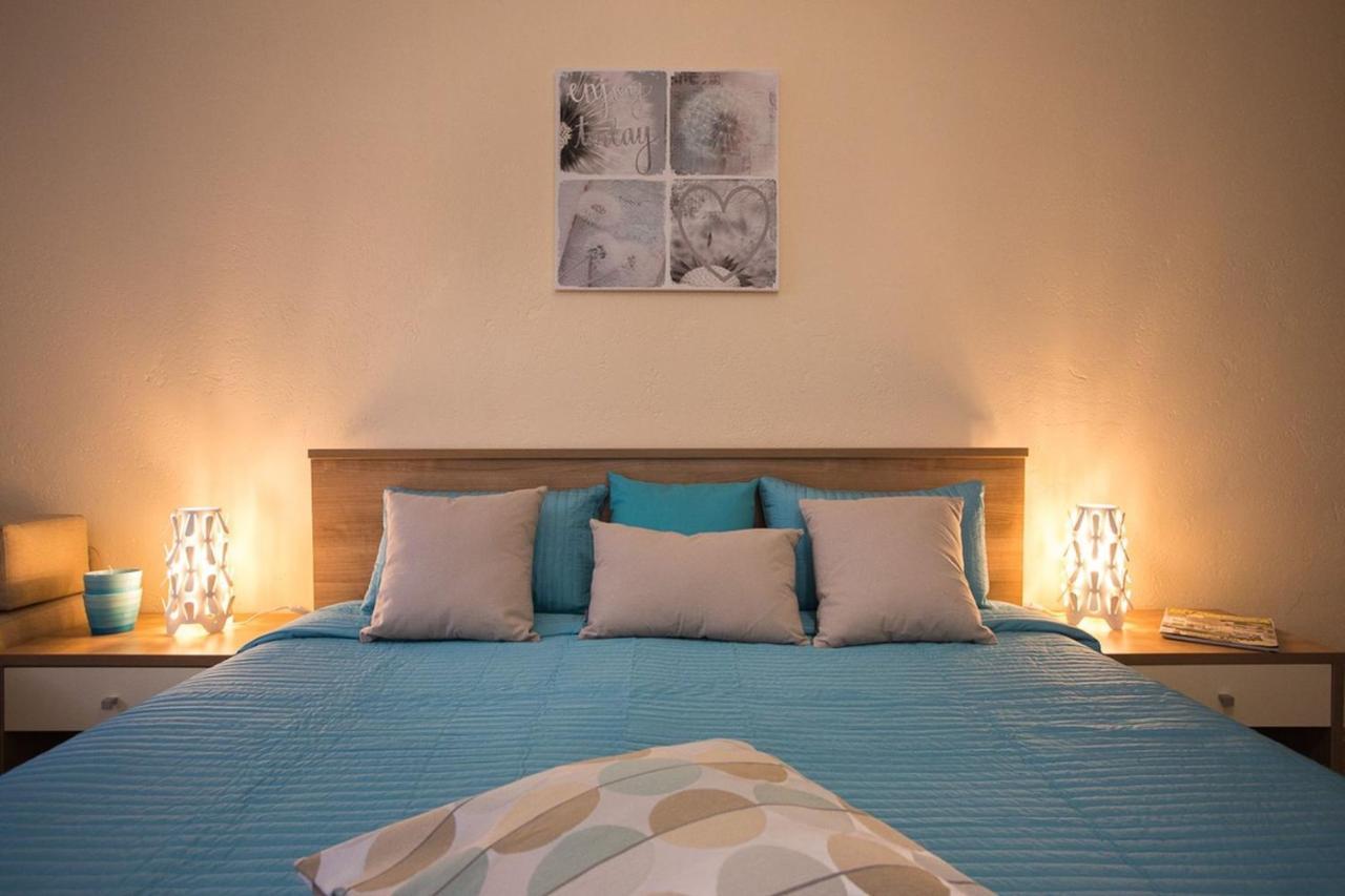 Apartments Adrijana Malinska Esterno foto