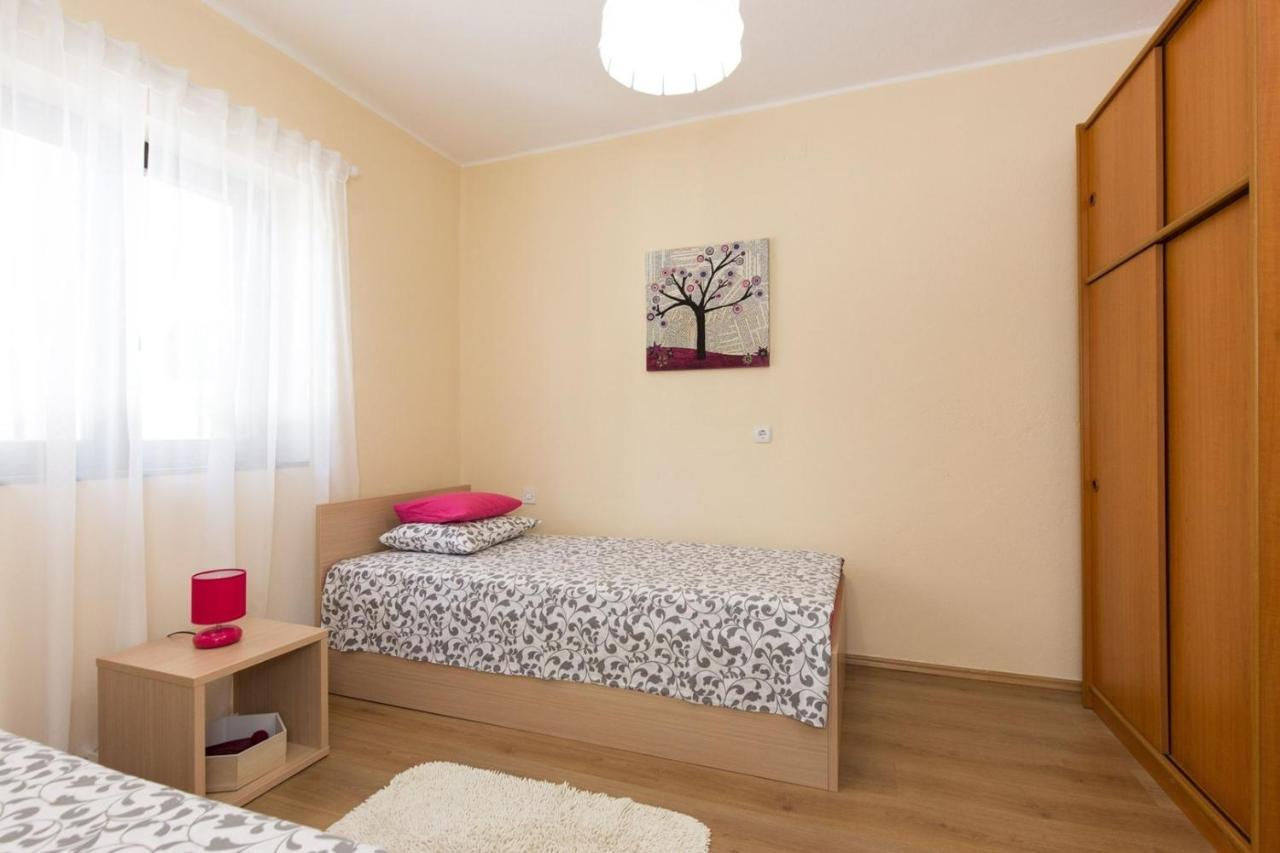 Apartments Adrijana Malinska Esterno foto