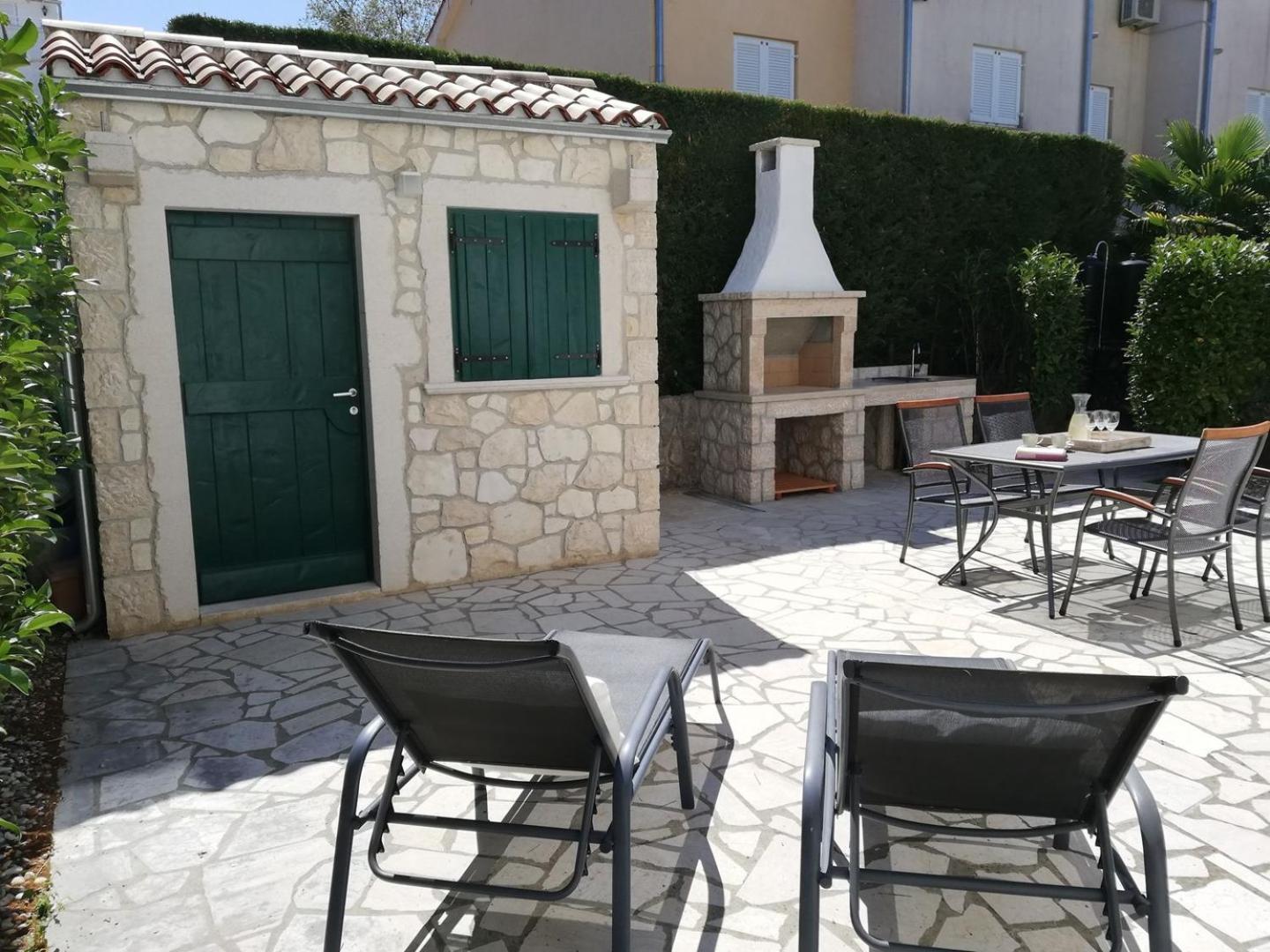 Apartments Adrijana Malinska Esterno foto